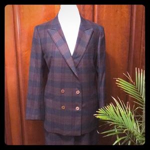 Gucci plaid skirt suit, size 44 Italy 🇮🇹